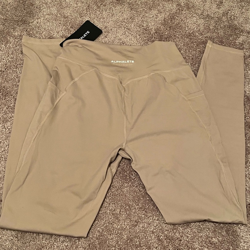 Womens ALPHALETE leggings